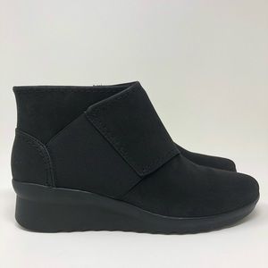 Cloud Steppers Clarks Caddell Rush Ankle Booties